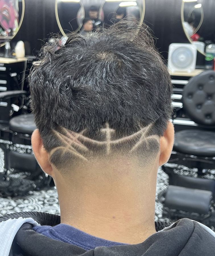 Slick back with low taper